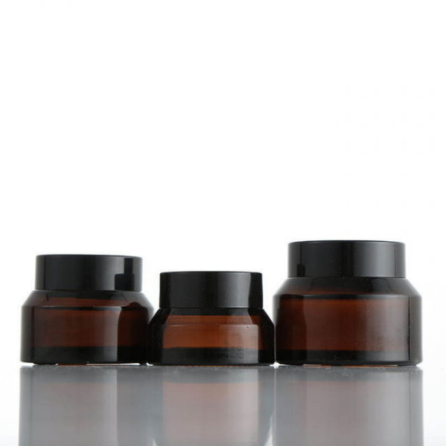 Amber oblique shoulder cream Jar
